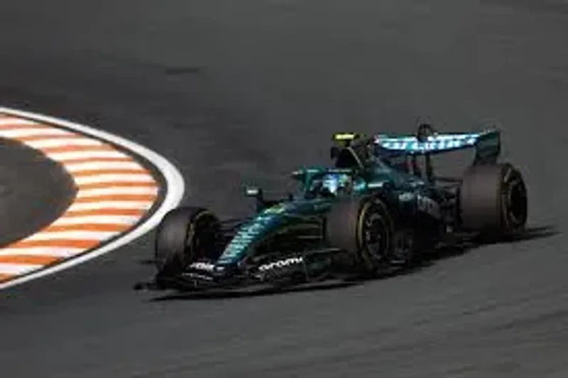 Aston Martin explica los fallos técnicos que dejaron último a Alonso en Zandvoort