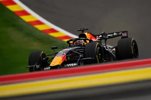"Bienvenidos a la jungla de la F1 2026": Verstappen y su agonía en Kemmel