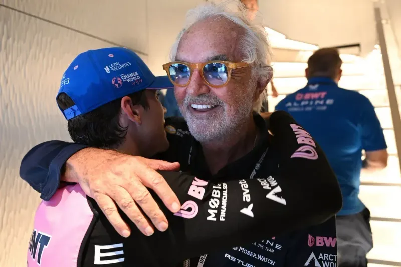 Briatore se rinde ante la "fantástica" actuación de Colapinto en el GP de España