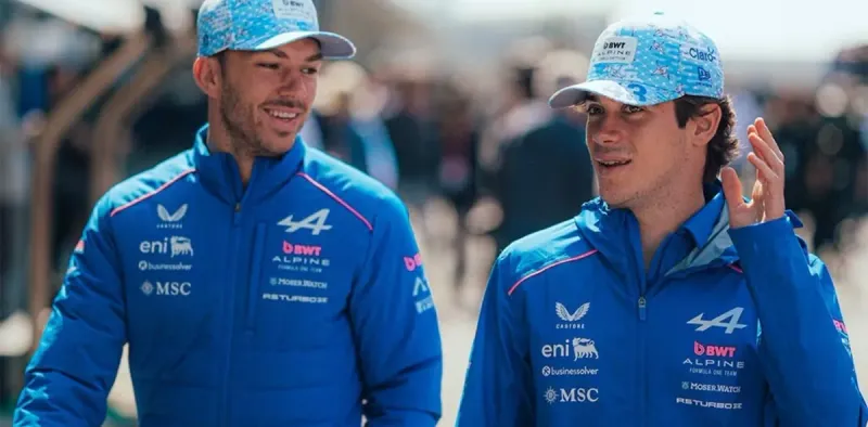 Flavio Briatore destaca la resiliencia de Alpine en Barcelona: "El trabajo de Colapinto y Gasly ha sido excepcional"