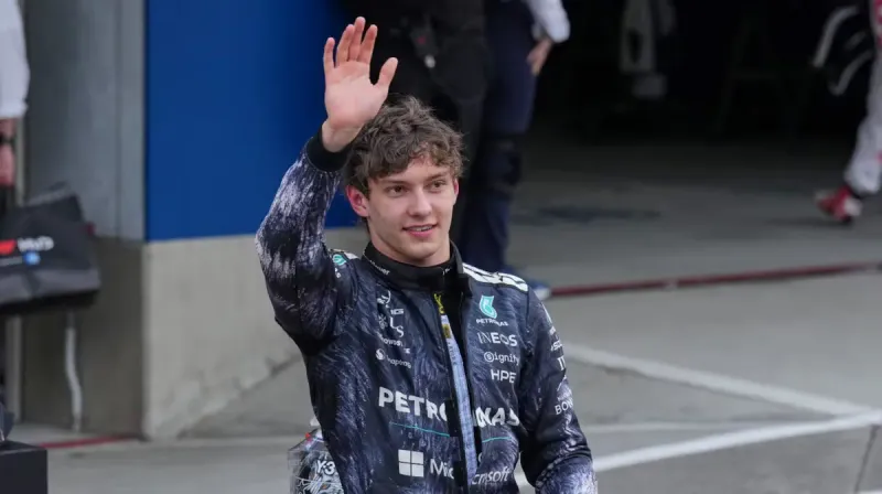 Kimi Antonelli hace historia en Suzuka: victoria magistral y liderato récord en la Fórmula 1