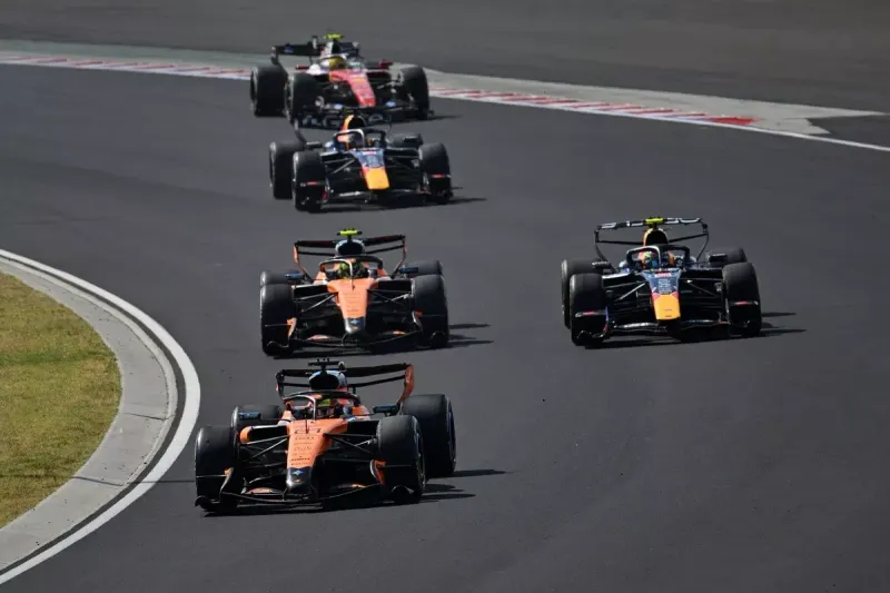 La carrera de desarrollo define el 2026: McLaren asusta a Mercedes mientras el límite presupuestario frena a Red Bull<