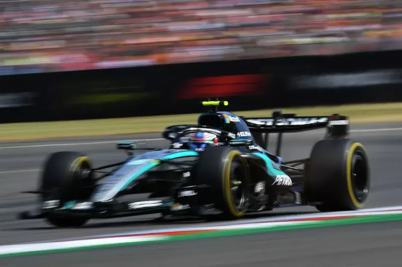 La pesadilla de Antonelli en Silverstone: De líder dominante a una debacle técnica