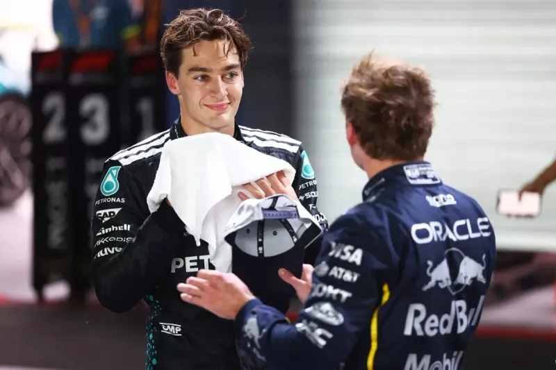 Russell analiza el "factor felicidad" en el incierto futuro de Verstappen
