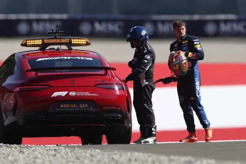 Verstappen se plantó frente a la pole de Russell: exige a la FIA revisar la regla de la bandera amarilla